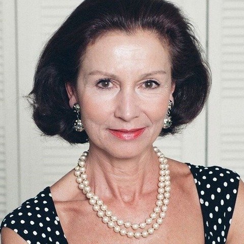 Marianne Borgo as Lucie in Danny Goes Aum